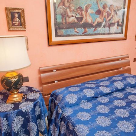 B&B Babri Simim Taj Róma Kültér fotó