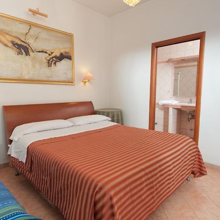 B&B Babri Simim Taj Róma Kültér fotó