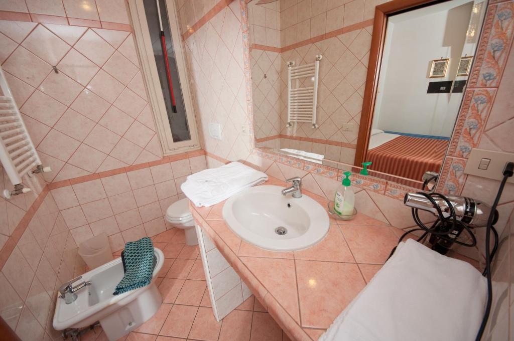 B&B Babri Simim Taj Róma Kültér fotó